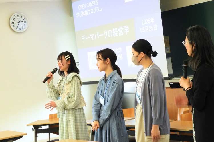 在学生によるトーク